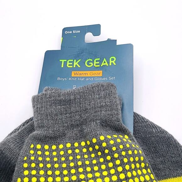 Tek Gear Boys' Winter Knit Hat & Gloves Set Gray Yellow Striped Grip Dots NWT - Picture 4 of 5